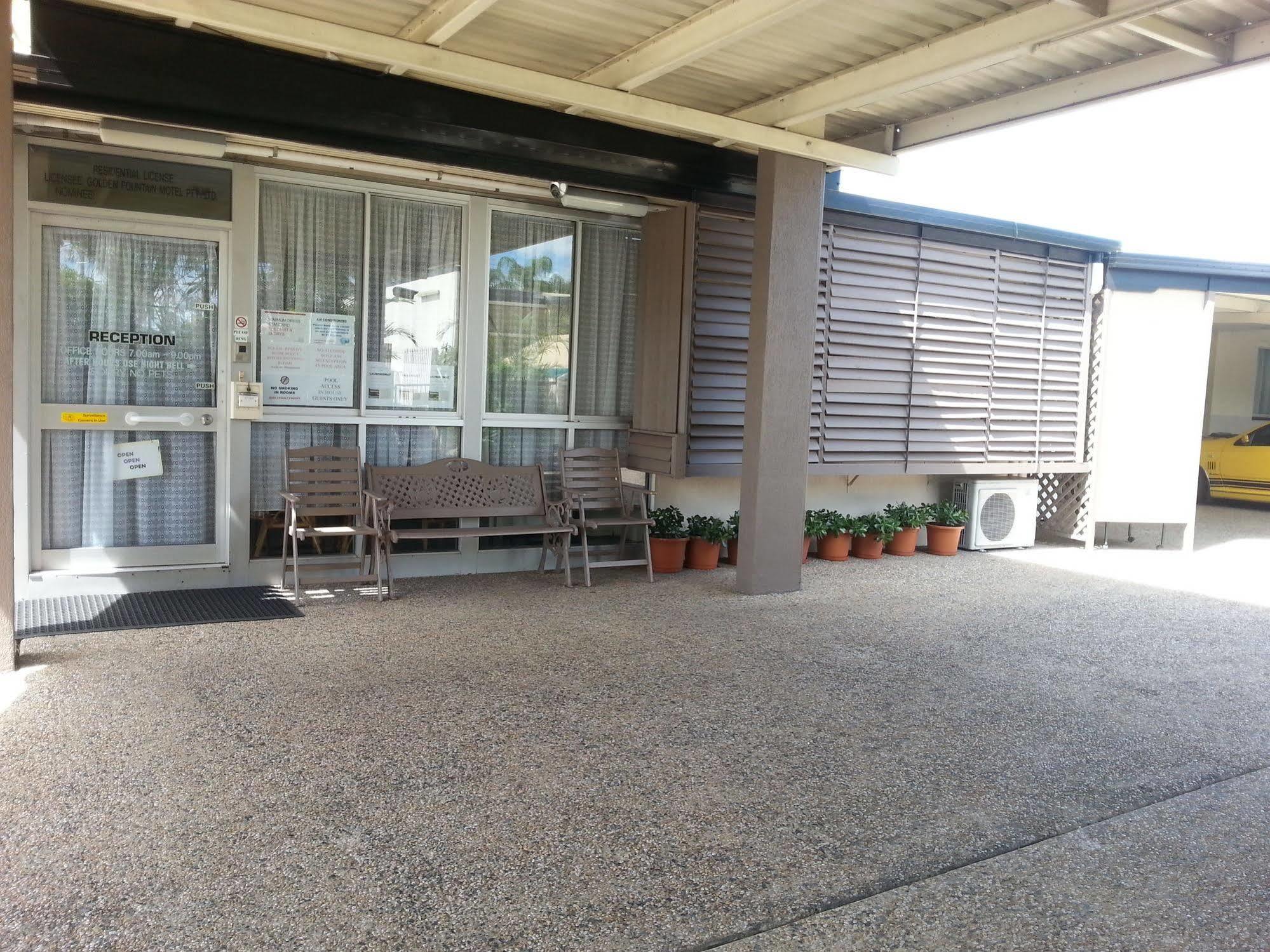 Golden Fountain Motel Rockhampton Exterior foto